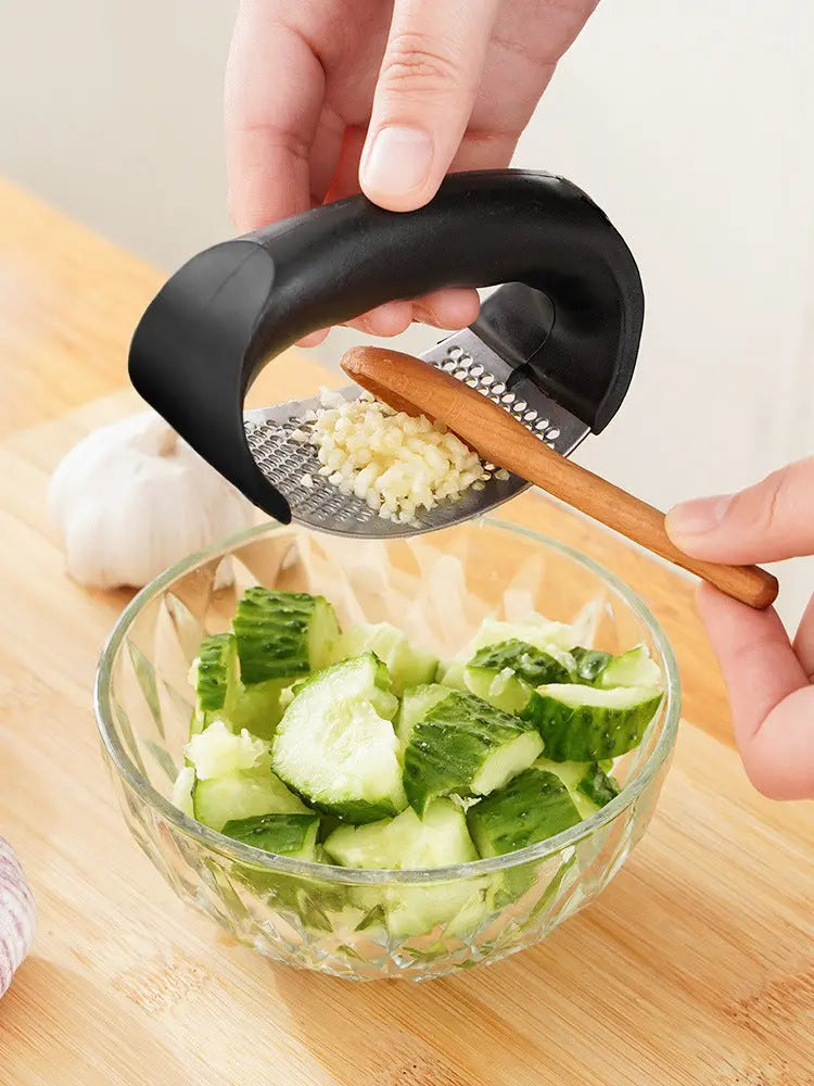 Stainless Steel Garlic Press Crusher Manual Garlic Mincer Chopping Garlic Tool Fruit Vegetable Tools Kitchen Accessories Gadget - The Urban Blasts Ltd