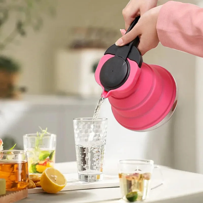 Easy Carrying Silicone Folding Kettle Steel Bottom Gas Stove Heating Water Kettle 1.5L - The Urban Blasts Ltd